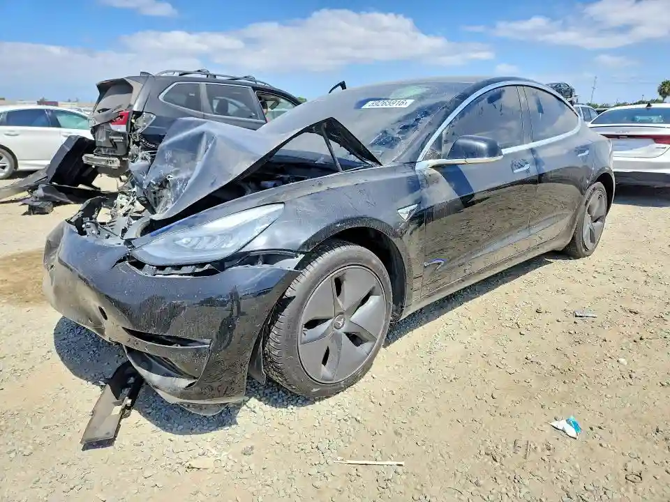 5YJ3E1EA3KF395527 2019 TESLA MODEL 3-0
