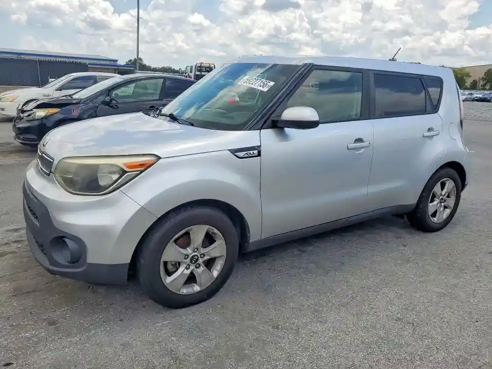 KNDJN2A2XJ7619599 2018 KIA SOUL BASE-0