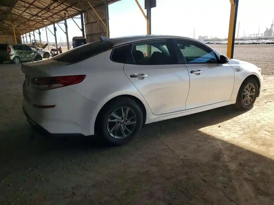 5XXGT4L33KG335743 2019 KIA OPTIMA-2