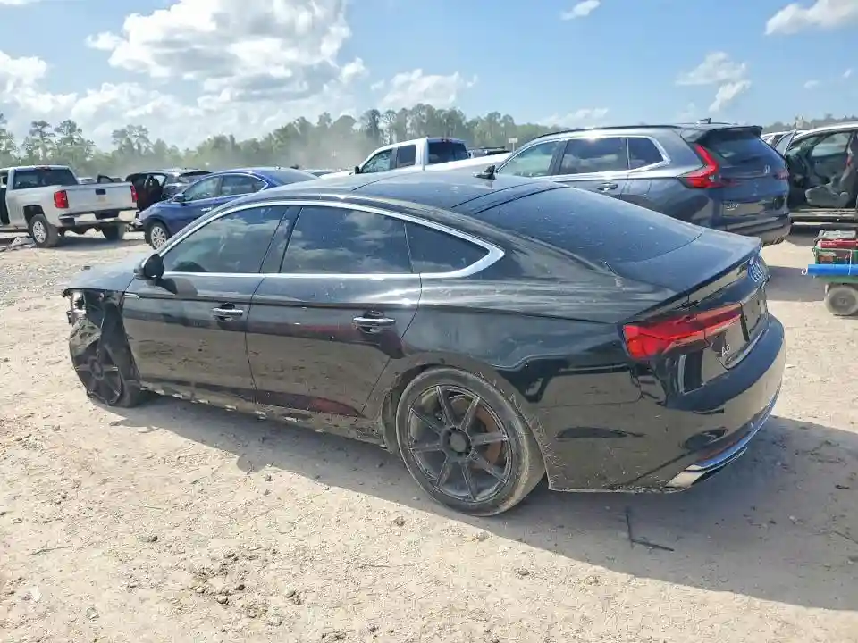 WAUABCF54MA038721 2021 AUDI A5-1