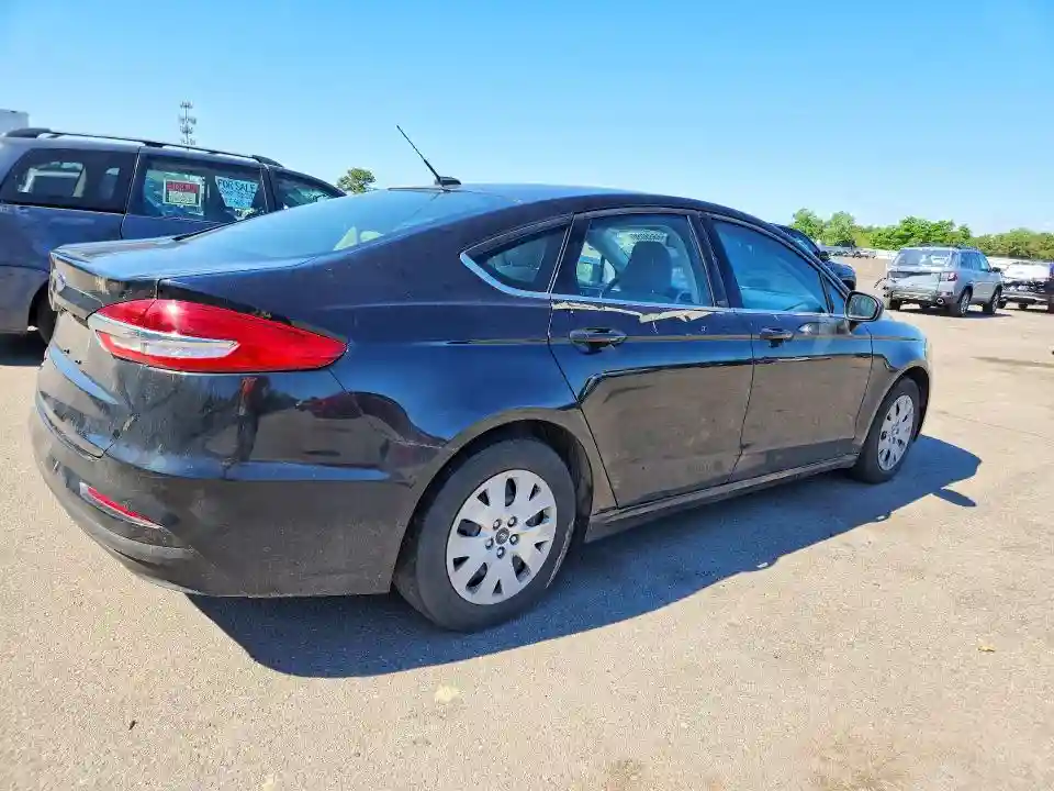3FA6P0G7XKR126741 2019 FORD FUSION-2