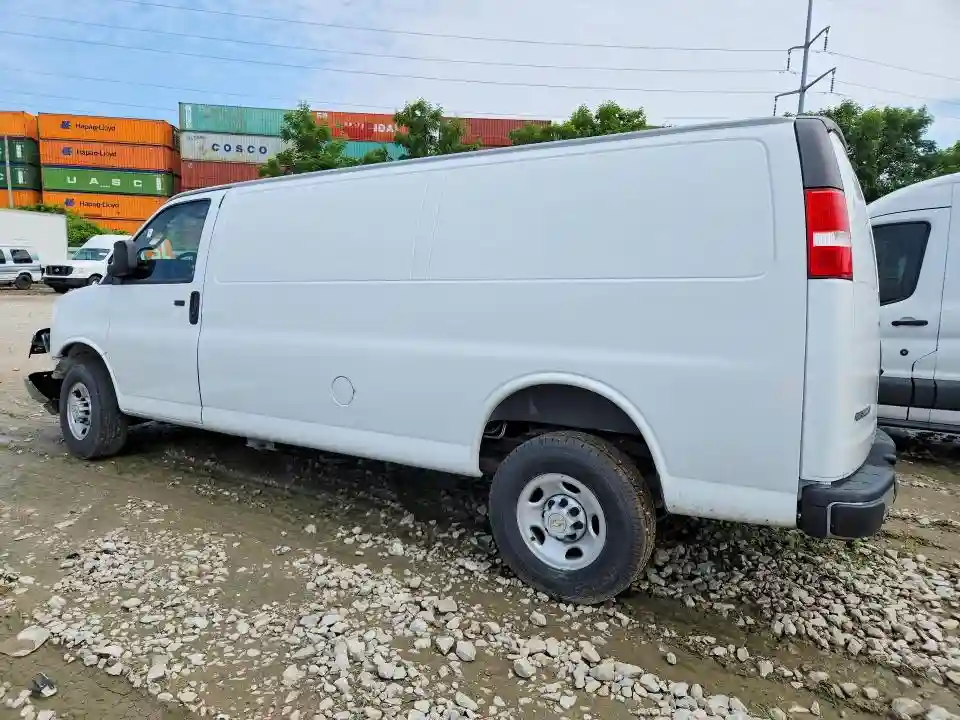 1GCZGHFP3P1240279 2023 CHEVROLET EXPRESS-1