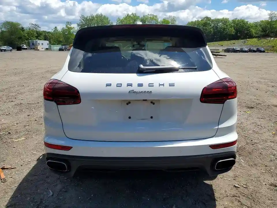 WP1AA2A27GKA11877 2016 PORSCHE CAYENNE-5