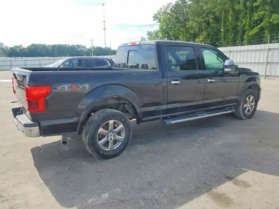 1FTFW1EG8JKE52224 2018 FORD F150-2