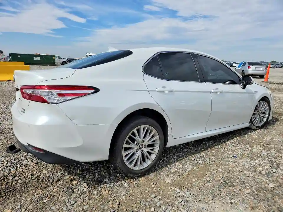 4T1F31AK8LU016897 2020 TOYOTA CAMRY-2