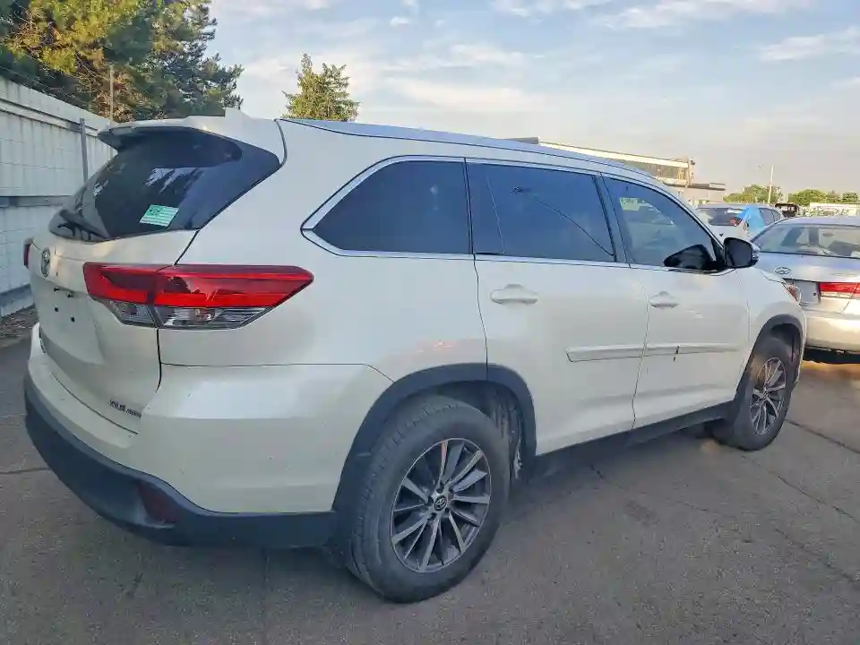 5TDJZRFH3KS582736 2019 TOYOTA HIGHLANDER-2