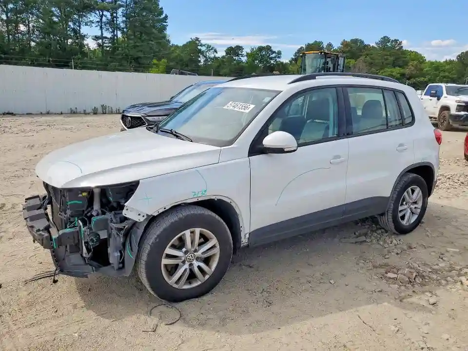 WVGBV7AX4HW511553 2017 VOLKSWAGEN TIGUAN-0