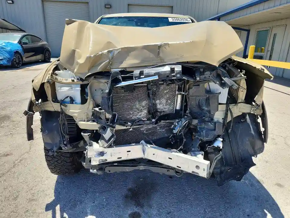 5TFCZ5AN6JX152576 2018 TOYOTA ALL MODELS-4