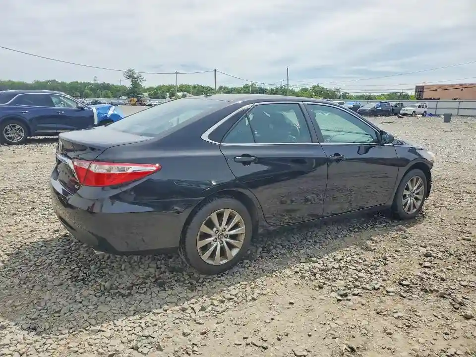 4T1BF1FK2HU751042 2017 TOYOTA CAMRY-2