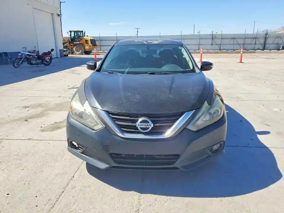 1N4BL3AP1GC151943 2016 NISSAN ALTIMA-4