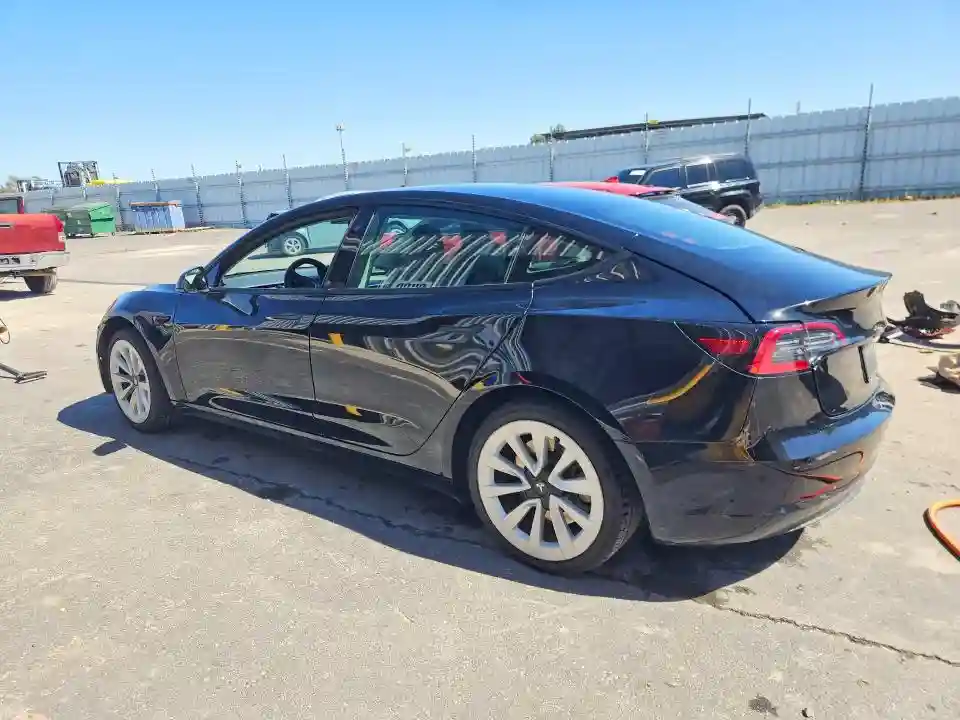 5YJ3E1EA1NF286701 2022 TESLA MODEL 3-1