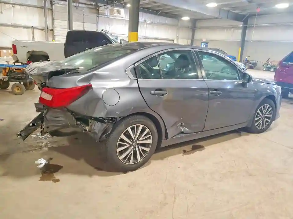 4S3BNAD60J3024720 2018 SUBARU LEGACY-2