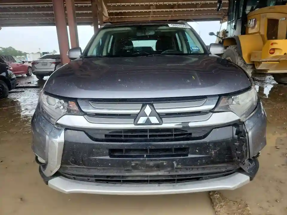 JA4AD3A38HZ035549 2017 MITSUBISHI OUTLANDER-4