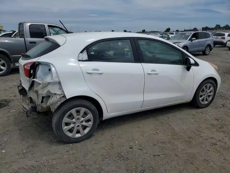 KNADM5A30F6491040 2015 KIA RIO-2