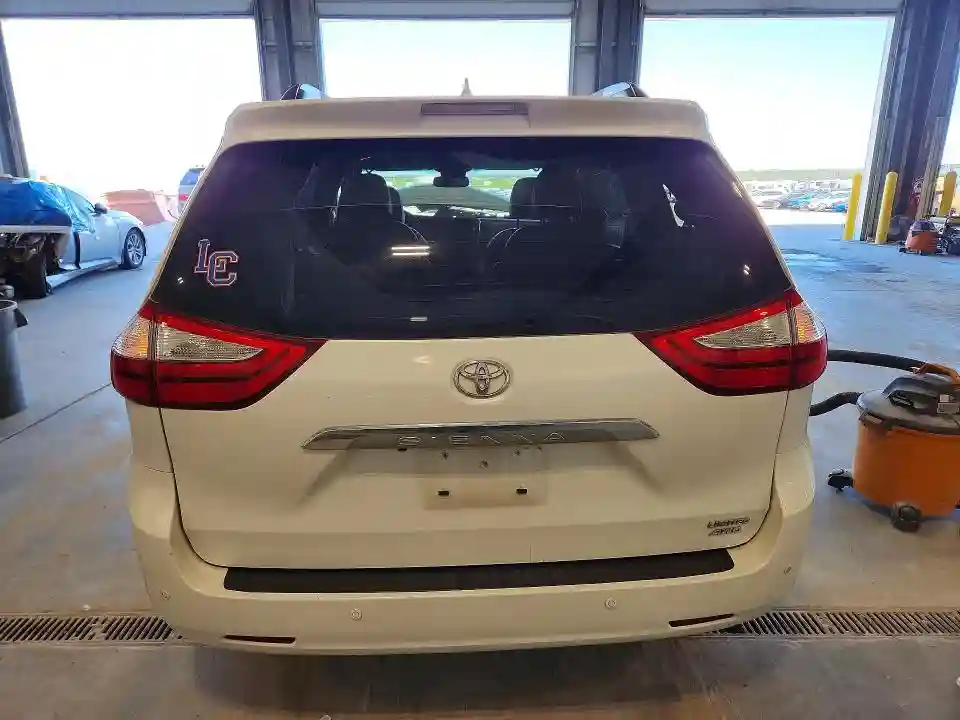 5TDDZ3DC5HS156489 2017 TOYOTA SIENNA-5