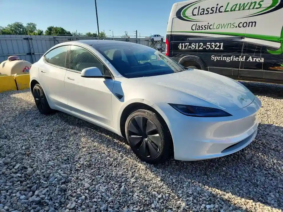 5YJ3E1EA5SF009979 2025 TESLA MODEL 3-3