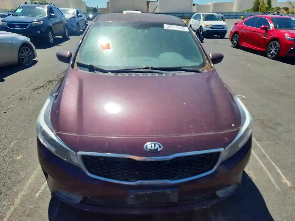 3KPFL4A75HE147003 2017 KIA FORTE-4