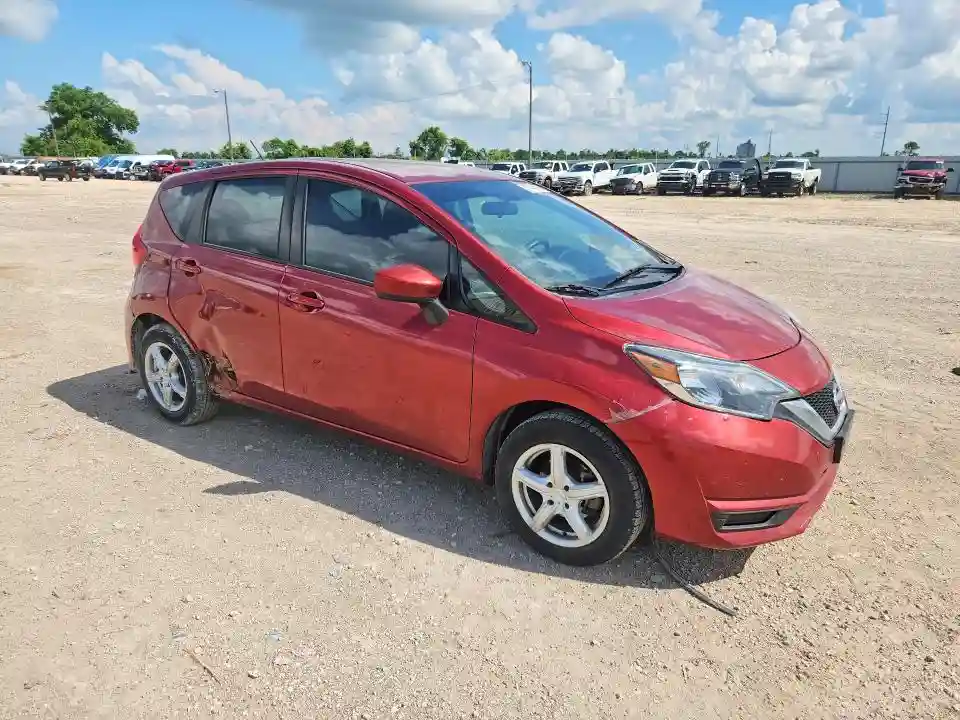 3N1CE2CP8JL369831 2018 NISSAN VERSA-3