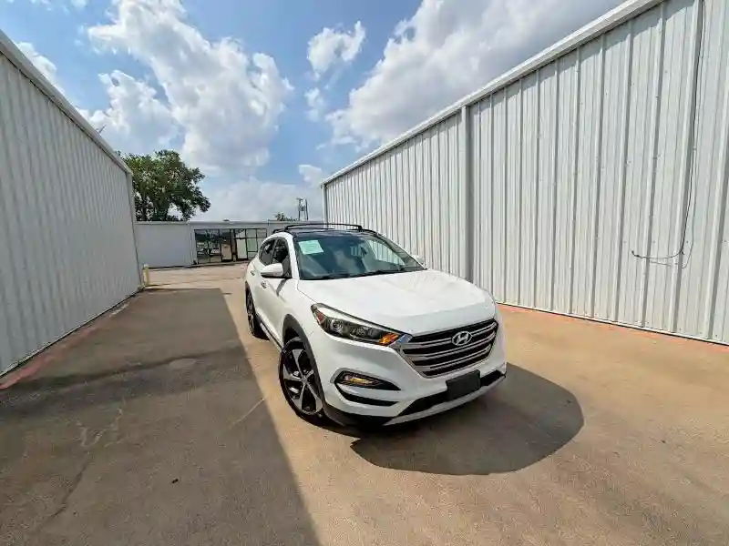 KM8J33A21JU753278 2018 HYUNDAI TUCSON-0
