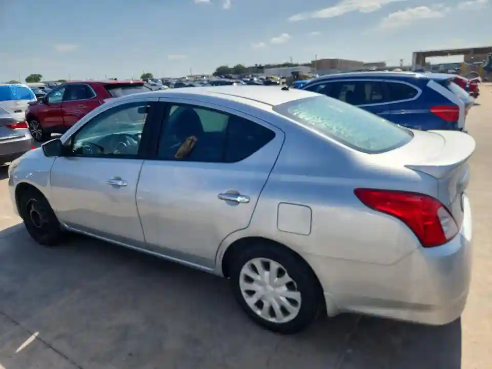 3N1CN7AP6GL863758 2016 NISSAN VERSA-1