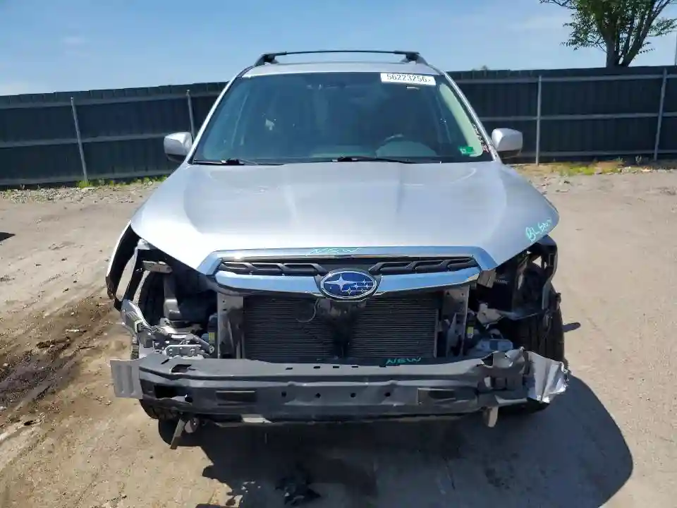 JF2SJAEC0HH578130 2017 SUBARU FORESTER-4