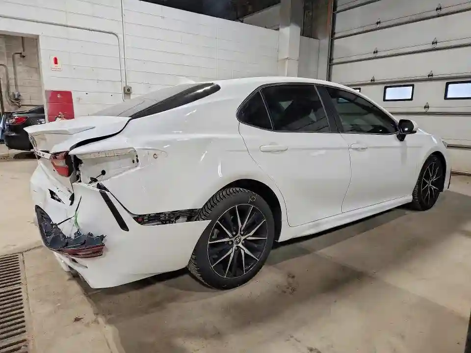 4T1G11AK0MU478186 2021 TOYOTA CAMRY-2