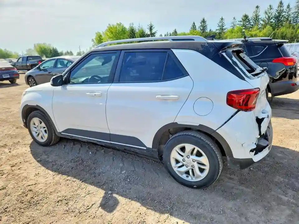 KMHRC8A37MU066979 2021 HYUNDAI VENUE-1