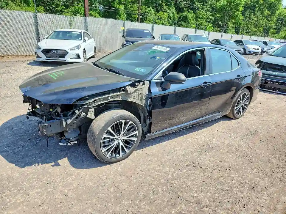 4T1B11HK6JU628071 2018 TOYOTA CAMRY-0