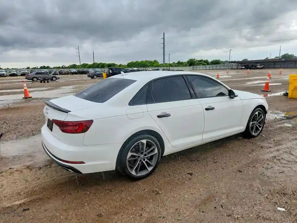 WAUGMAF47KA113795 2019 AUDI A4-2