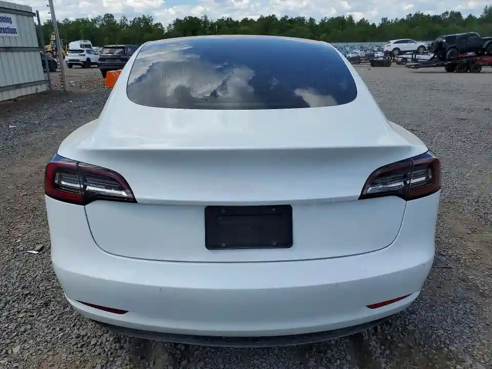 5YJ3E1EB2LF667396 2020 TESLA MODEL 3-5