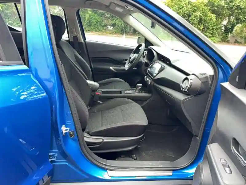 3N1CP5CVXPL533468 2023 NISSAN KICKS-4