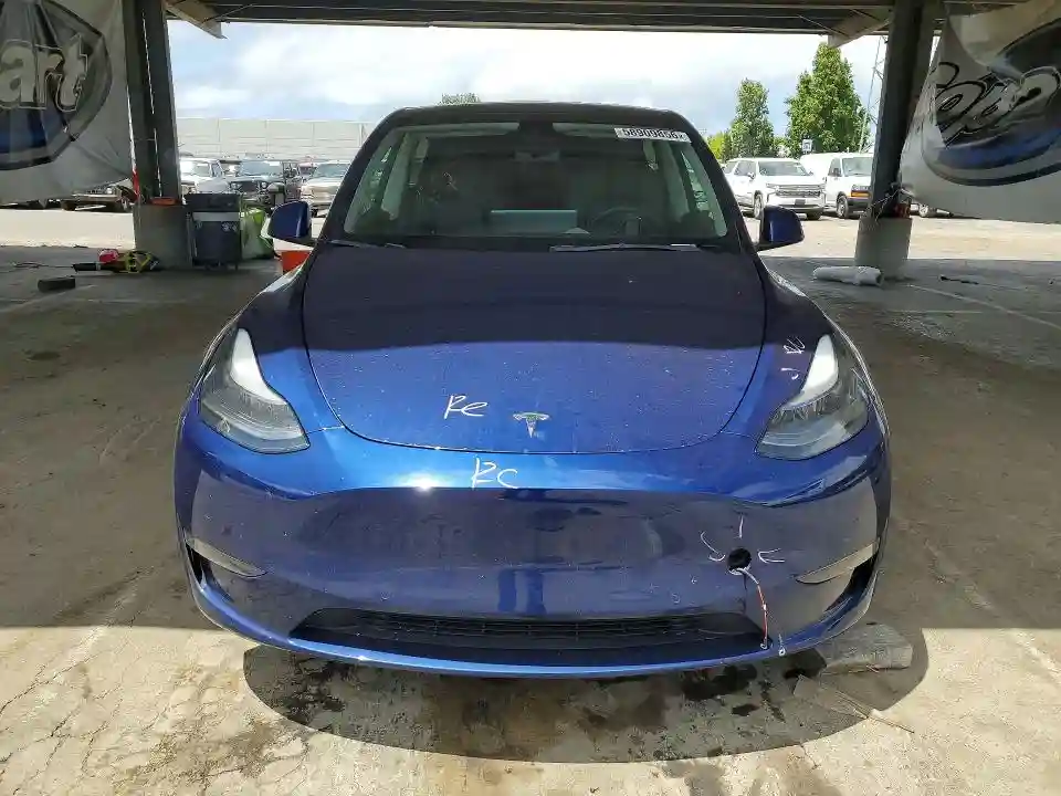 7SAYGAEE9NF559390 2022 TESLA MODEL Y-4