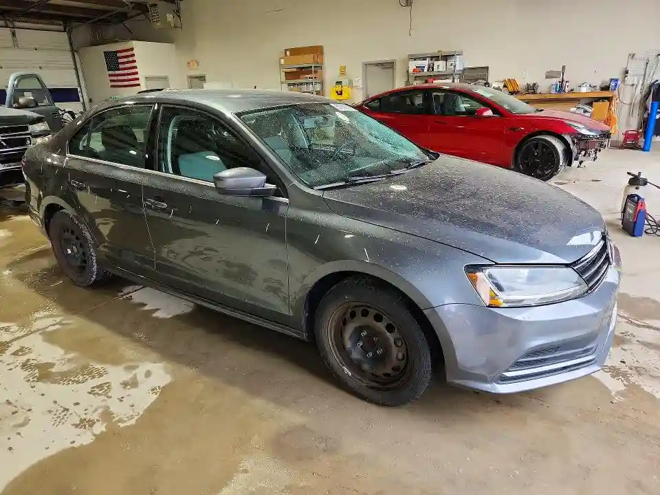 3VW2B7AJ3HM356953 2017 VOLKSWAGEN JETTA-3