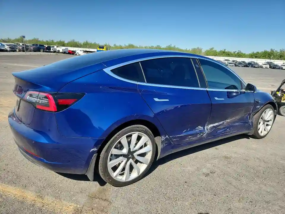 5YJ3E1EA3KF464135 2019 TESLA MODEL 3-2