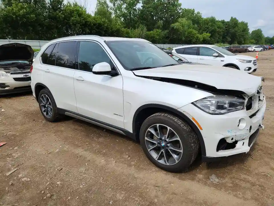 5UXKR0C59J0X85009 2018 BMW X5-3