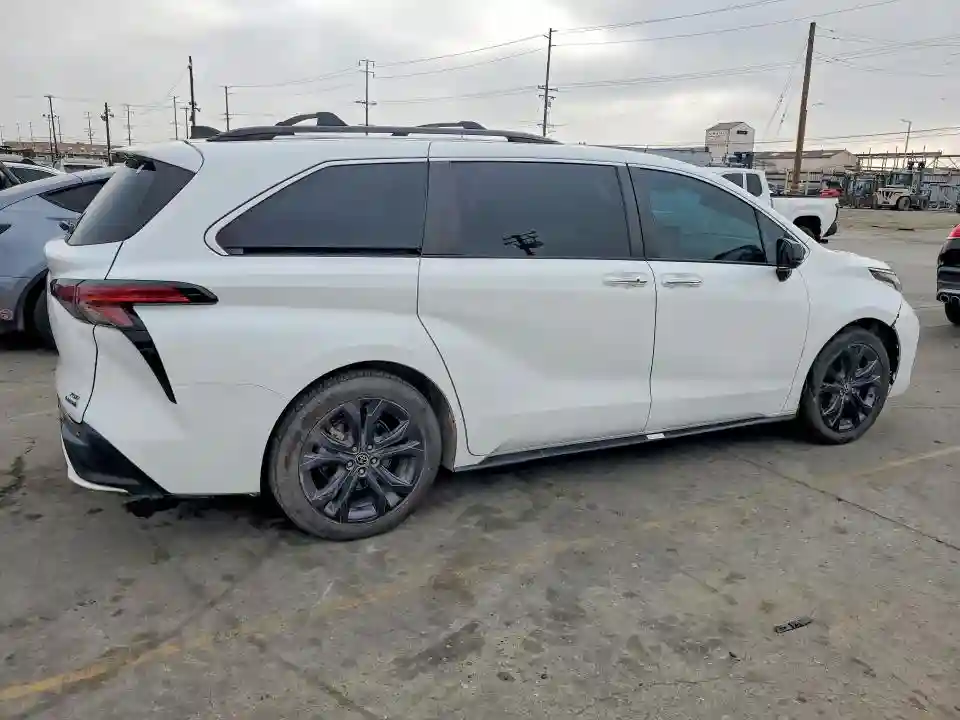 5TDXRKEC9NS086710 2022 TOYOTA SIENNA-2