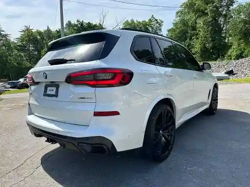 5UXCR4C03N9K04928 2022 BMW X5-2
