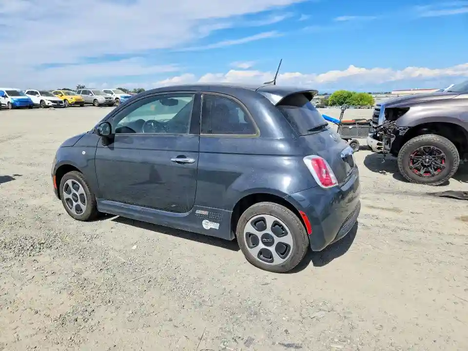 3C3CFFGE4GT193111 2016 FIAT 500-3