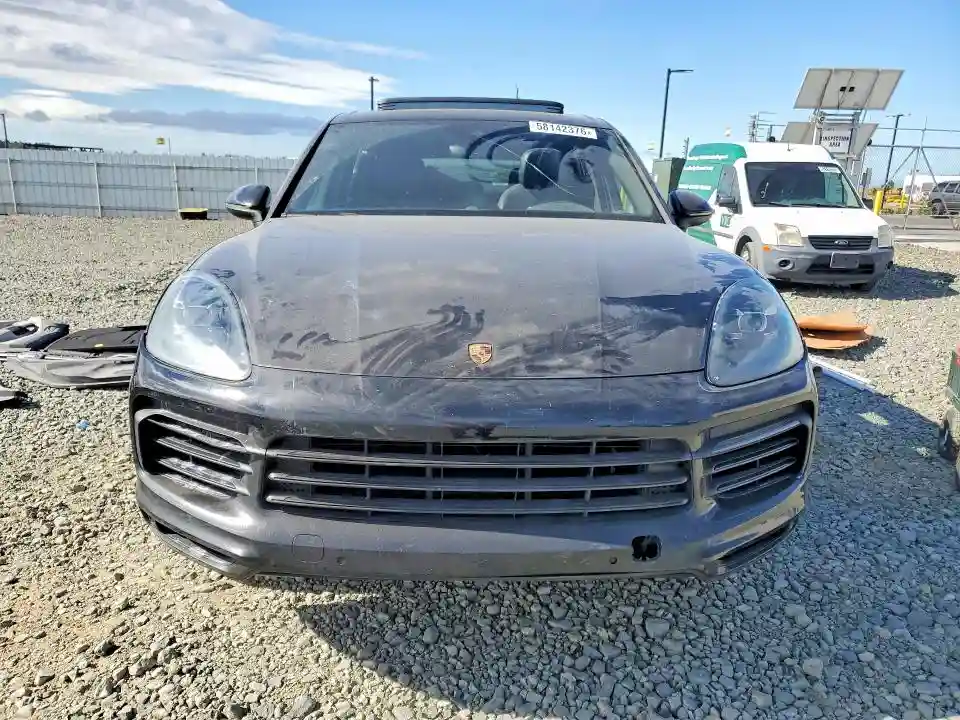 WP1AA2AY5KDA06579 2019 PORSCHE CAYENNE-4
