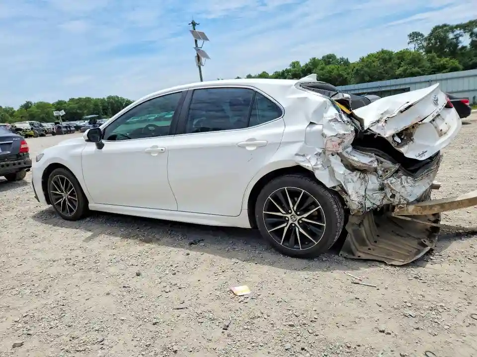 4T1G11AK6MU565350 2021 TOYOTA CAMRY-1