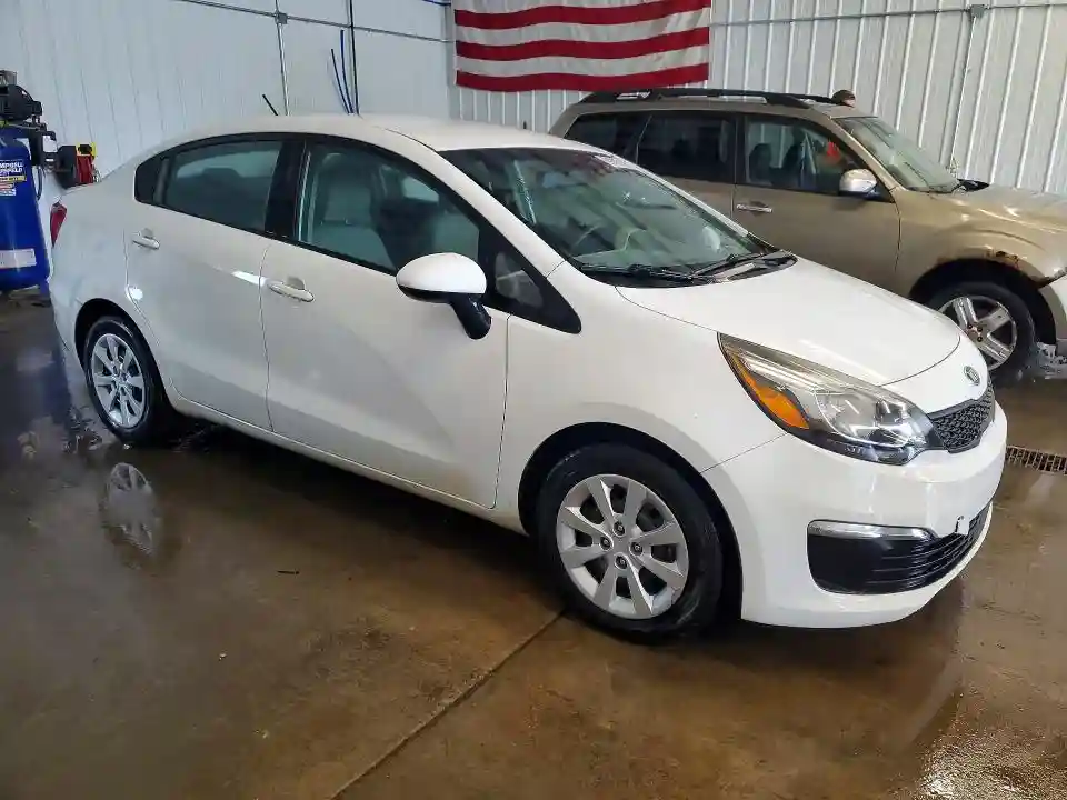 KNADM4A38G6542098 2016 KIA RIO-3