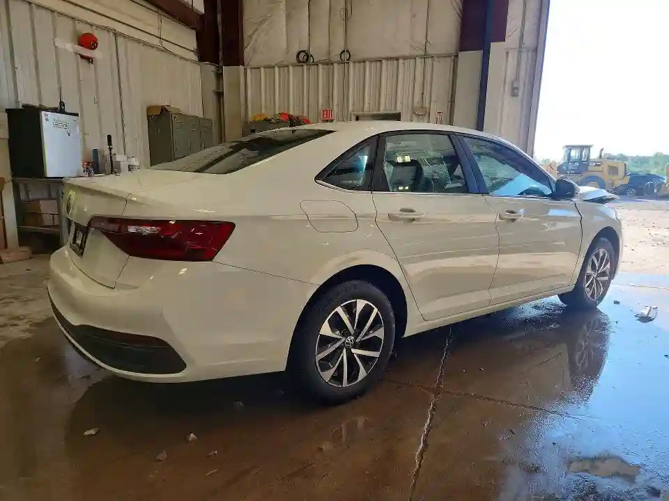 3VW5M7BU4PM051038 2023 VOLKSWAGEN JETTA-2