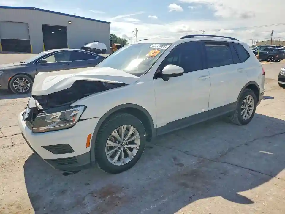 3VV1B7AX5KM162338 2019 VOLKSWAGEN TIGUAN-0