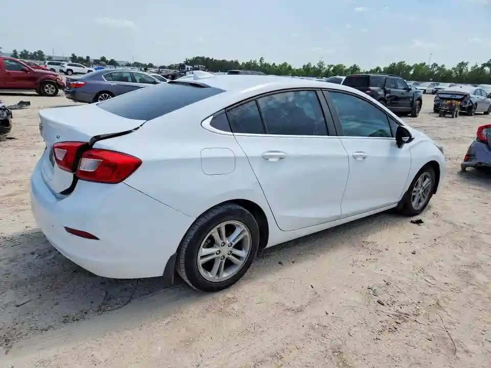 1G1BE5SM1H7276934 2017 CHEVROLET CRUZE-2