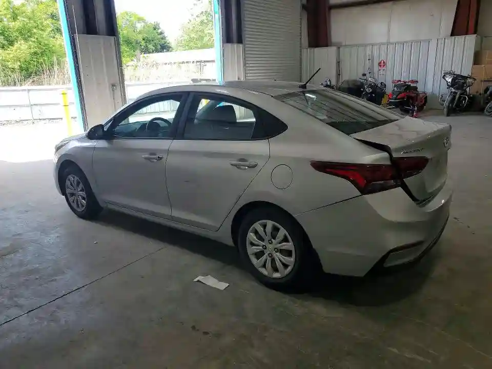 3KPC24A34JE021675 2018 HYUNDAI ACCENT-1