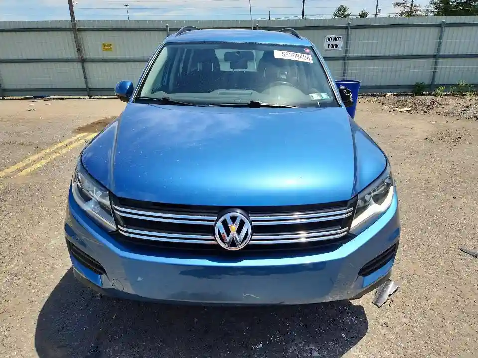 WVGBV7AX6HK052257 2017 VOLKSWAGEN TIGUAN-4