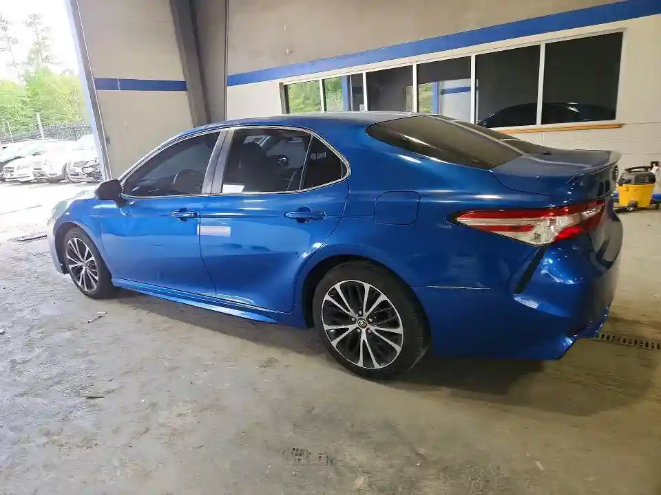 4T1B11HKXJU022398 2018 TOYOTA CAMRY-1
