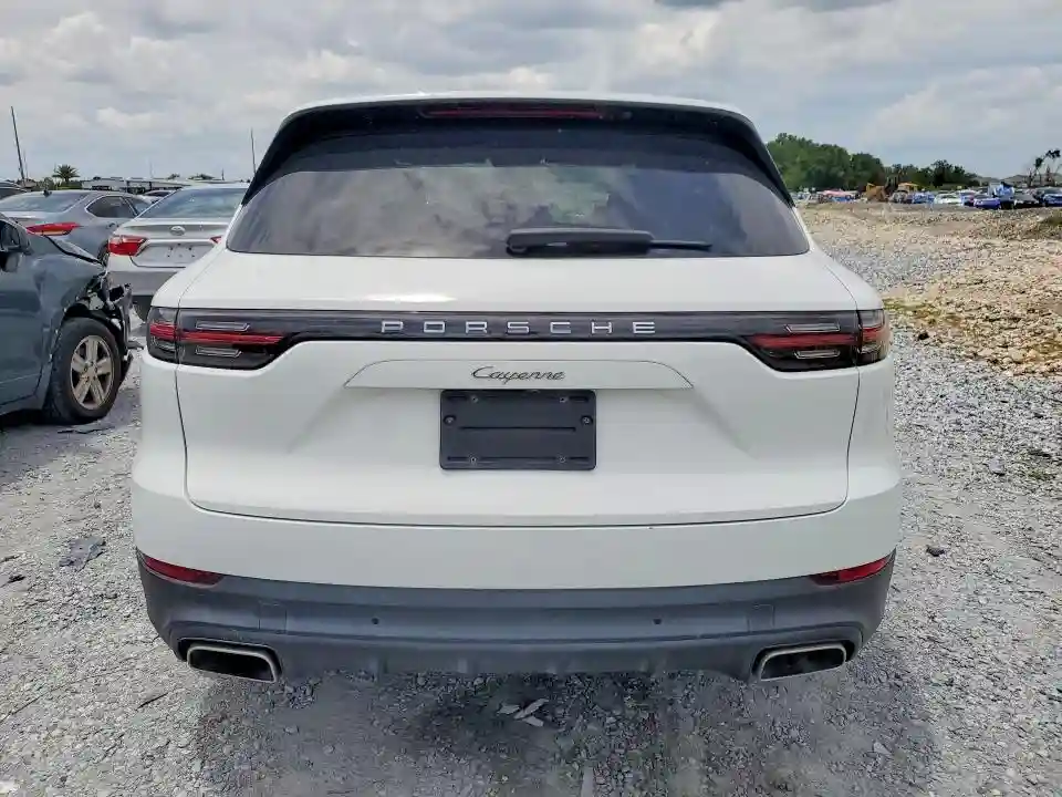 WP1AA2AY8KDA07032 2019 PORSCHE CAYENNE-5