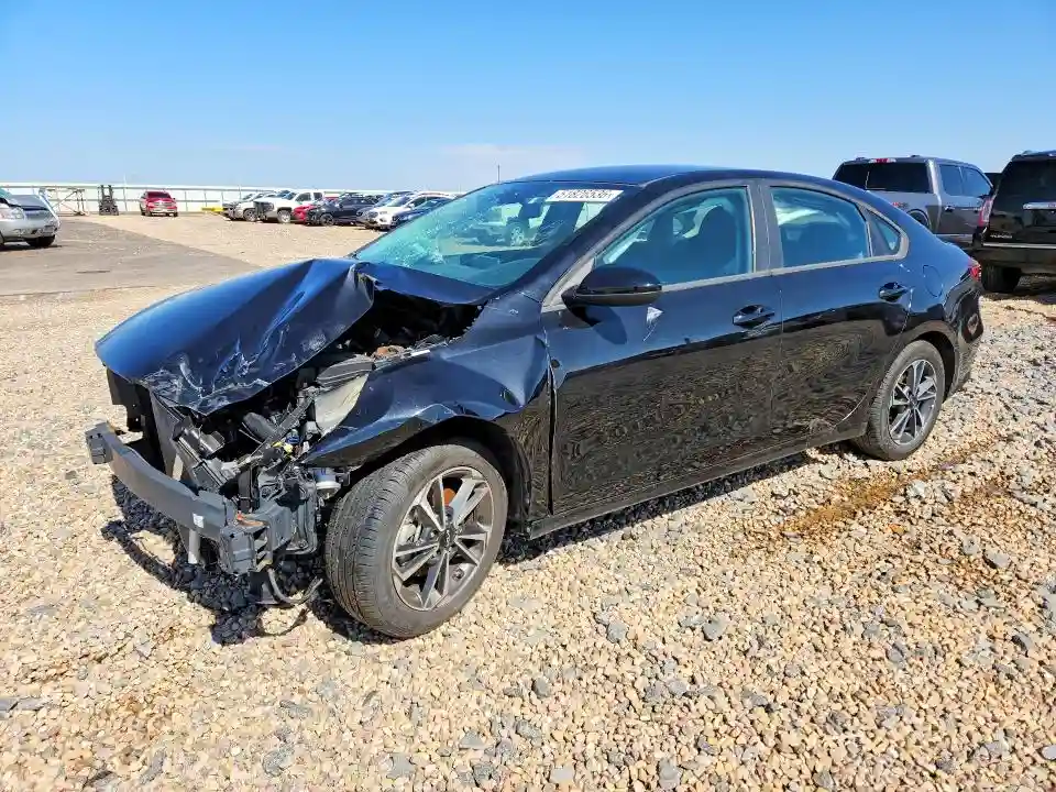 3KPF24AD5PE642759 2023 KIA FORTE LXS-0