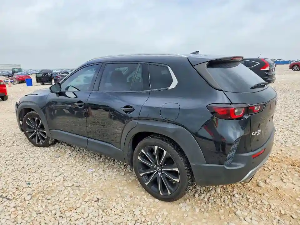 7MMVABEY3PN119686 2023 MAZDA CX-50-1